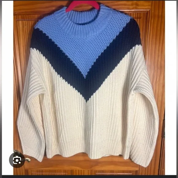 Tory Sport Women's Chevron Mock Neck Sweater - White and Blue